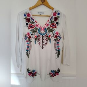 Beautiful Embroidered Tunic Boho Festival Fiesta Top Size M